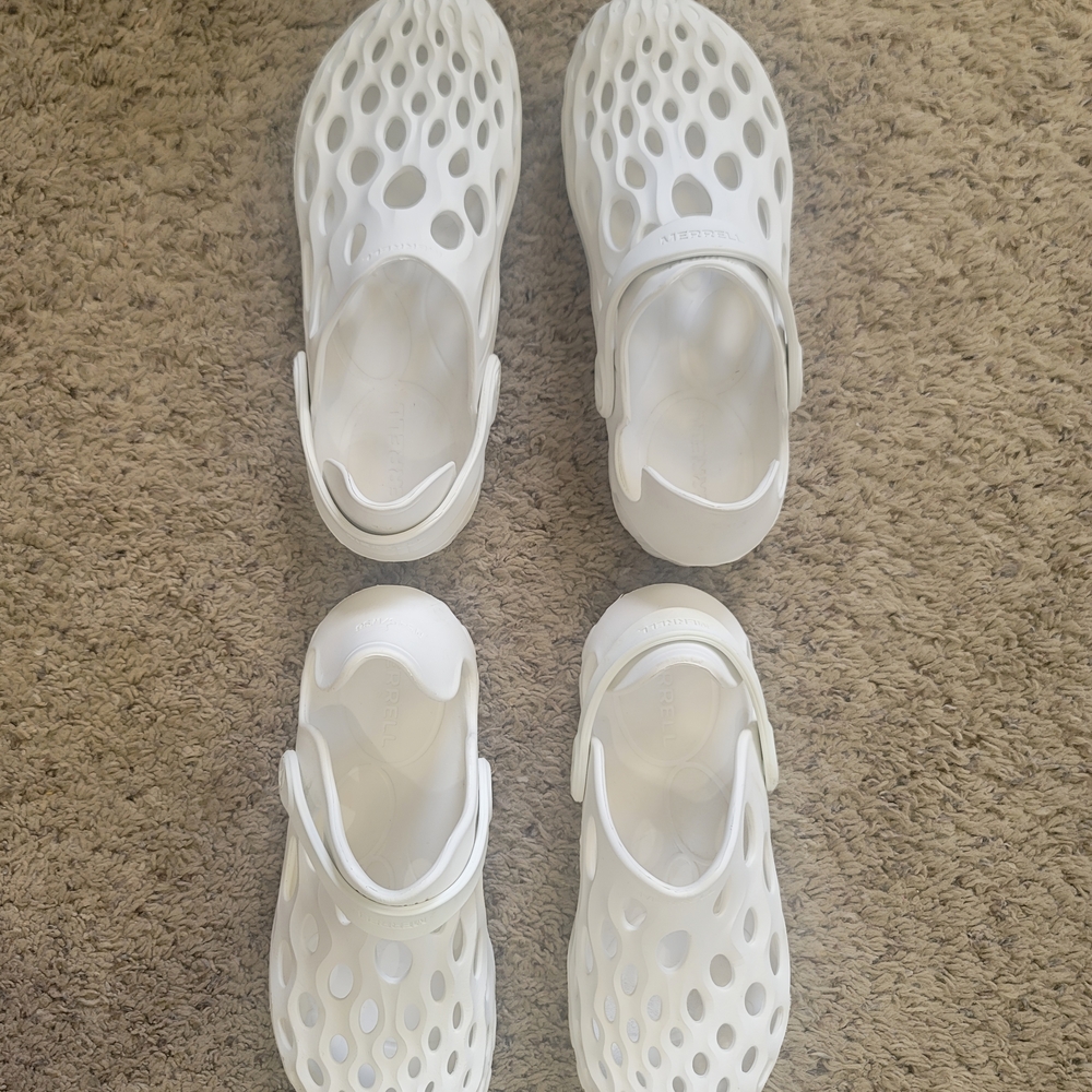 Merrell All-White Slip-On Clogs - Picture 3 of 6